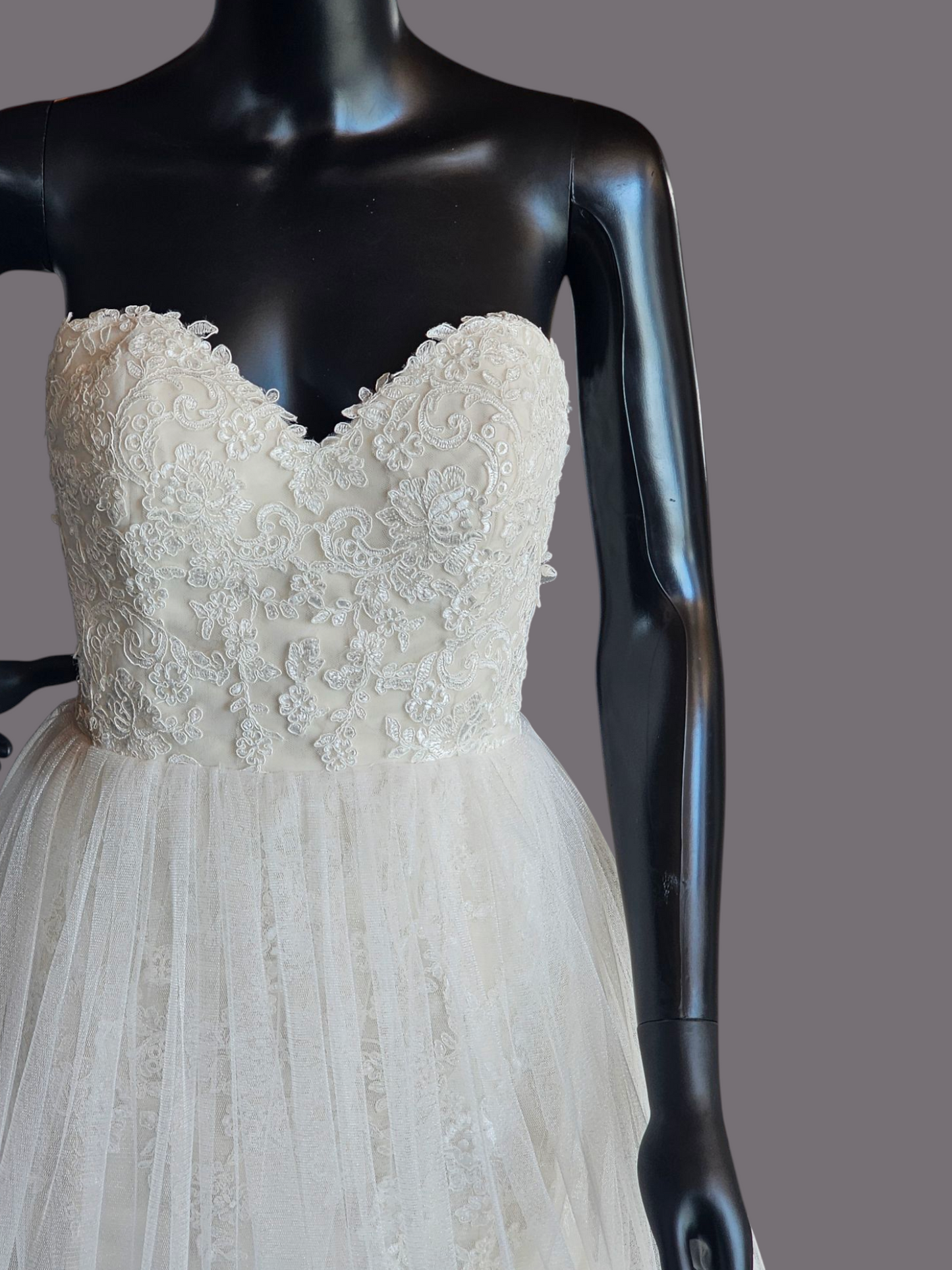 2-Tone Ivory Sweetheart Neckline A-Line Wedding Gown - Renewal