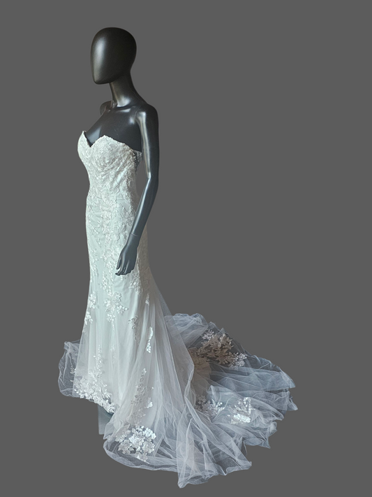 Strapless Lace Sweetheart Fit/Flare Wedding Gown - Rebecca Ingram