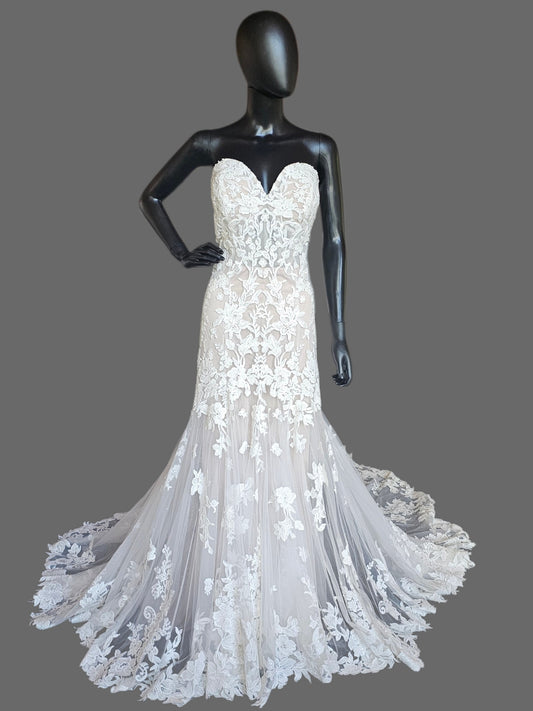 Ivory/Nude Lace Fitted Sweetheart Wedding Gown (Optional Sleeves!) - Mori Lee