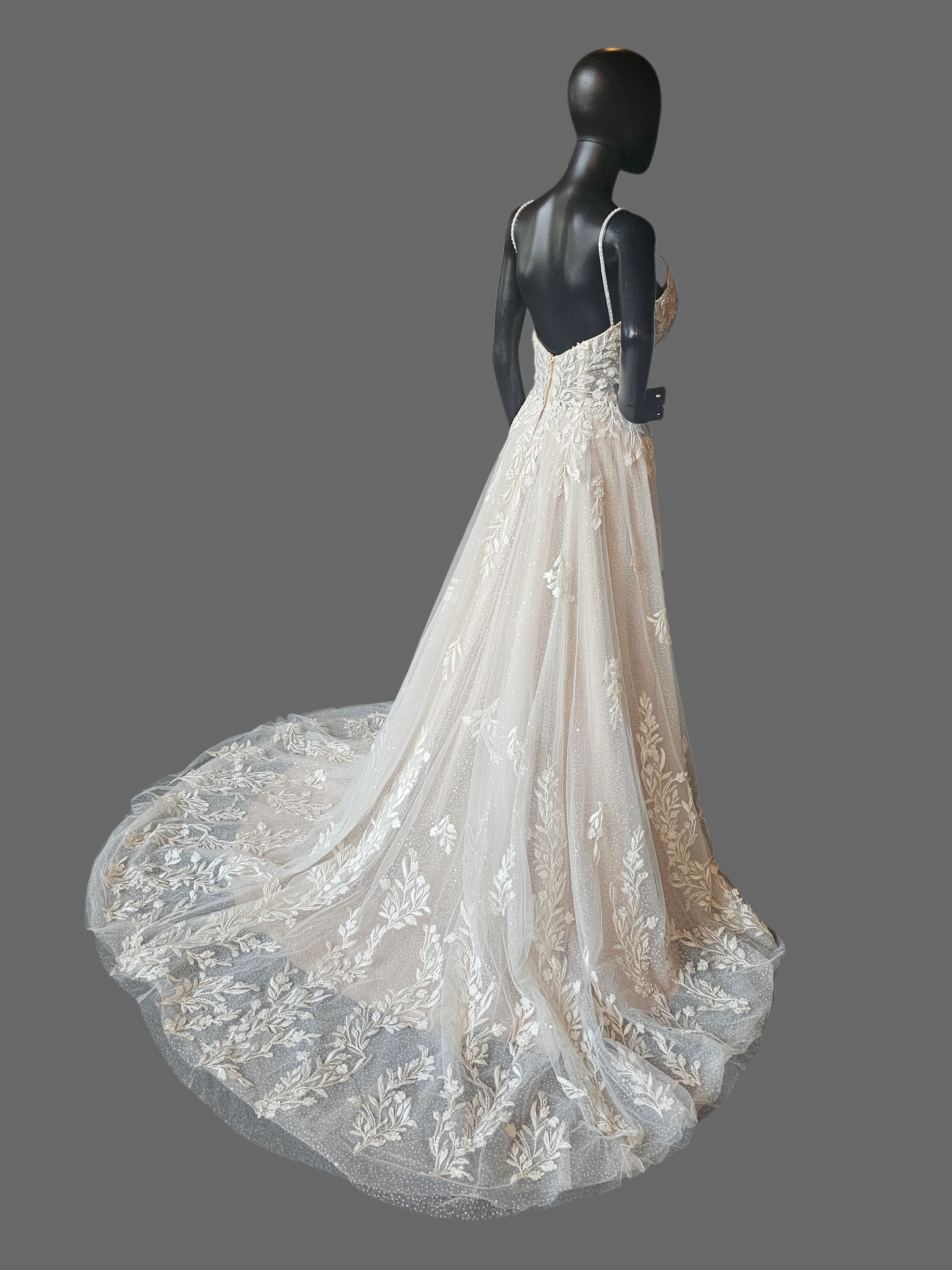 3D Floral Ivory/Champagne A-Line (NEW Without Tags) Wedding Gown - Maggie Sottero