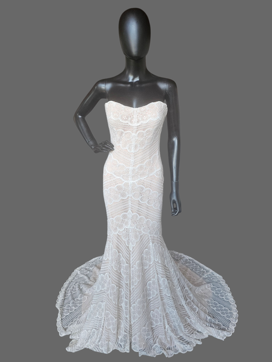 Iv/Rose Soft Lace Fit/Flare Wedding Gown - Davinci