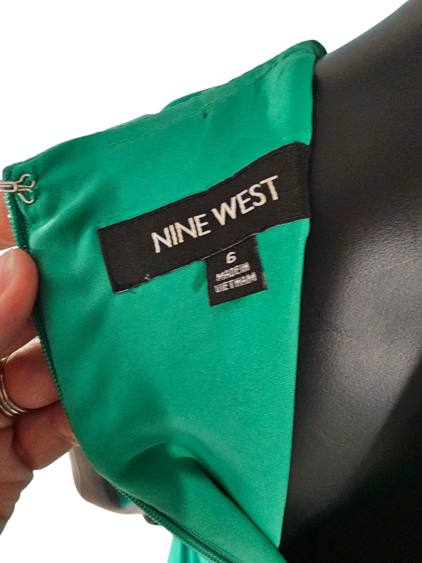 Kelly Green Belted Shift Dress - Nine West
