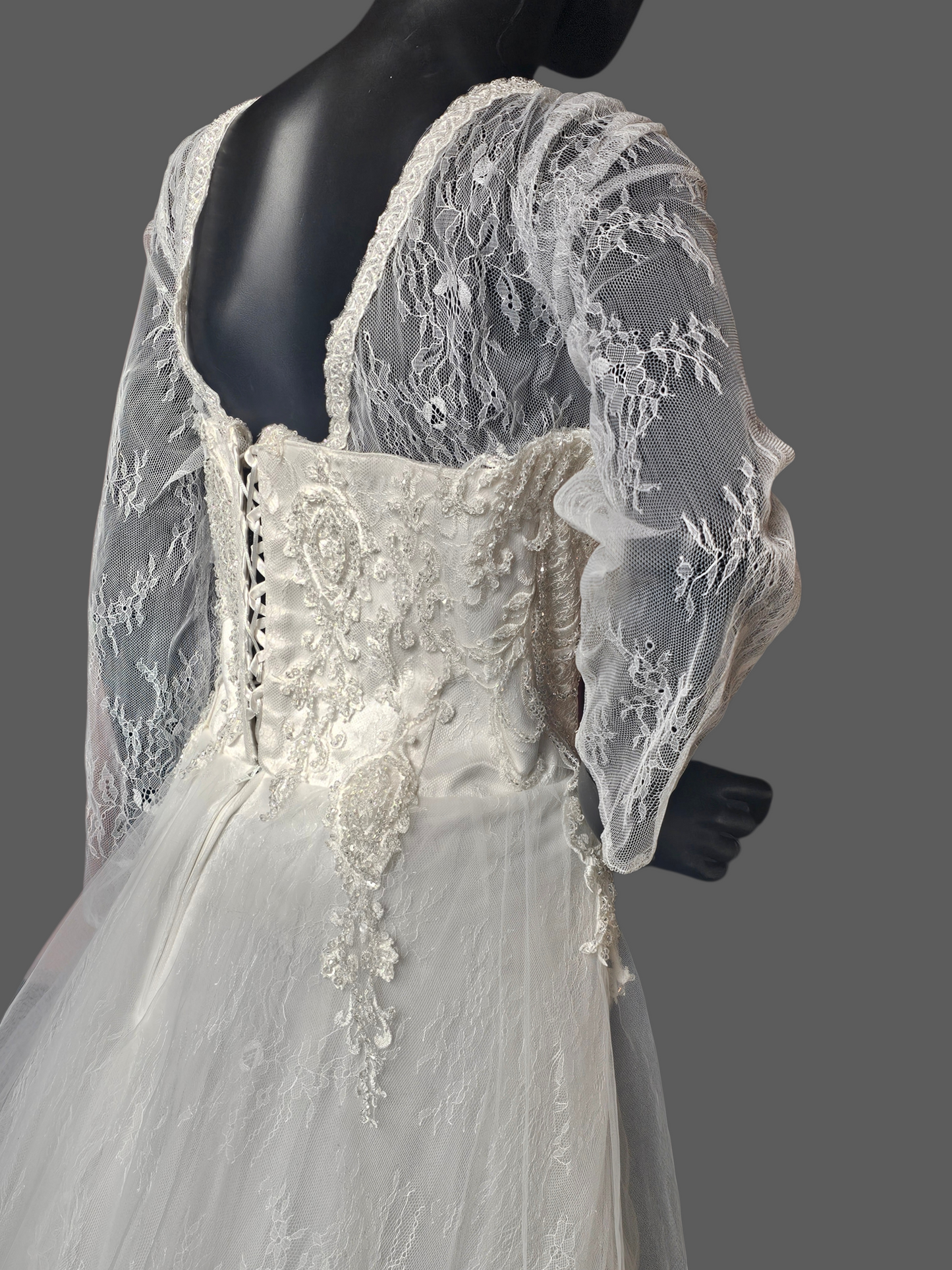 Ivory Lace Long Sleeve V-Neck Wedding Gown - Di La Sena