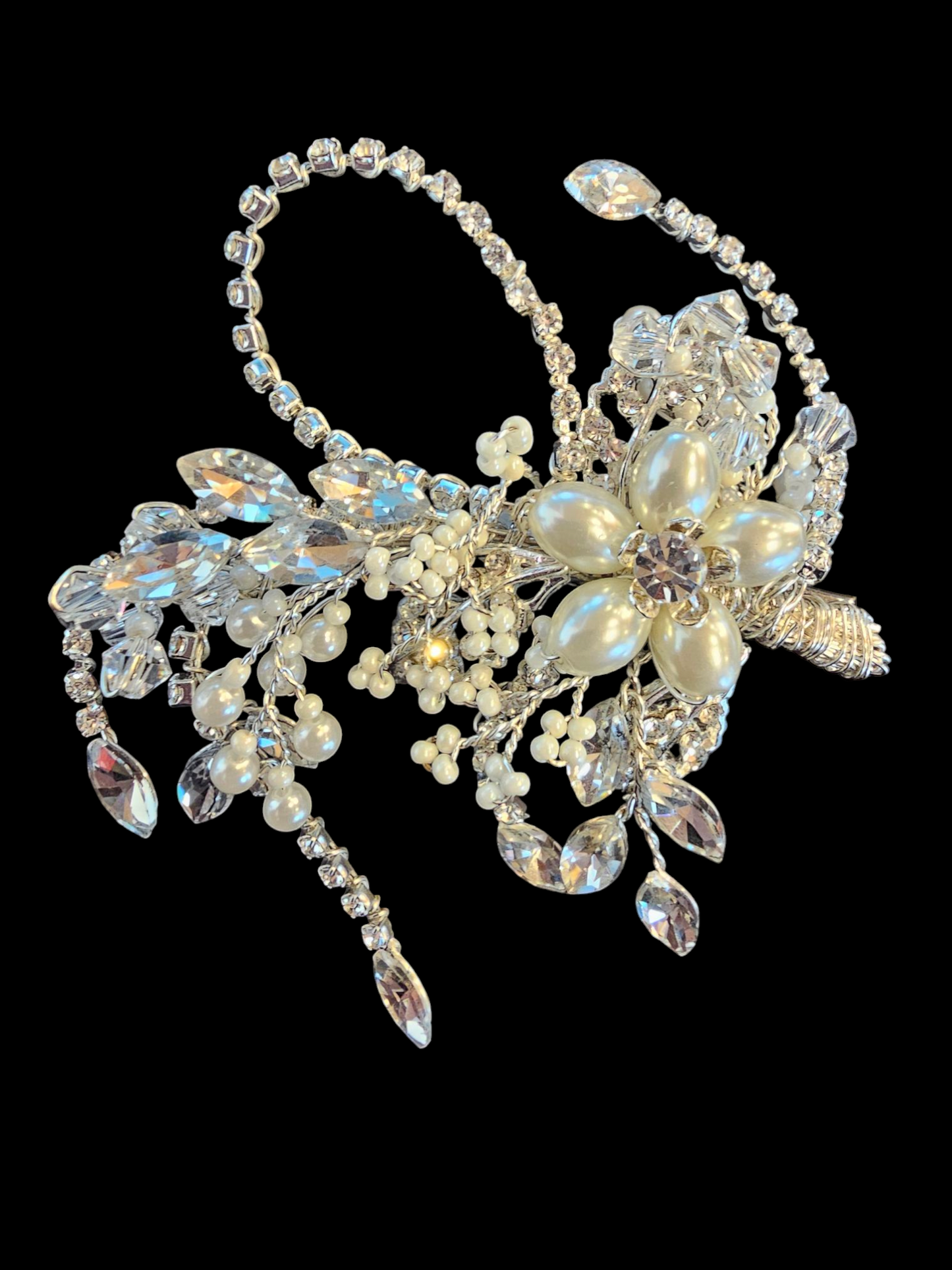 Ivory/Crystal/Pearl Wire Hair Clip