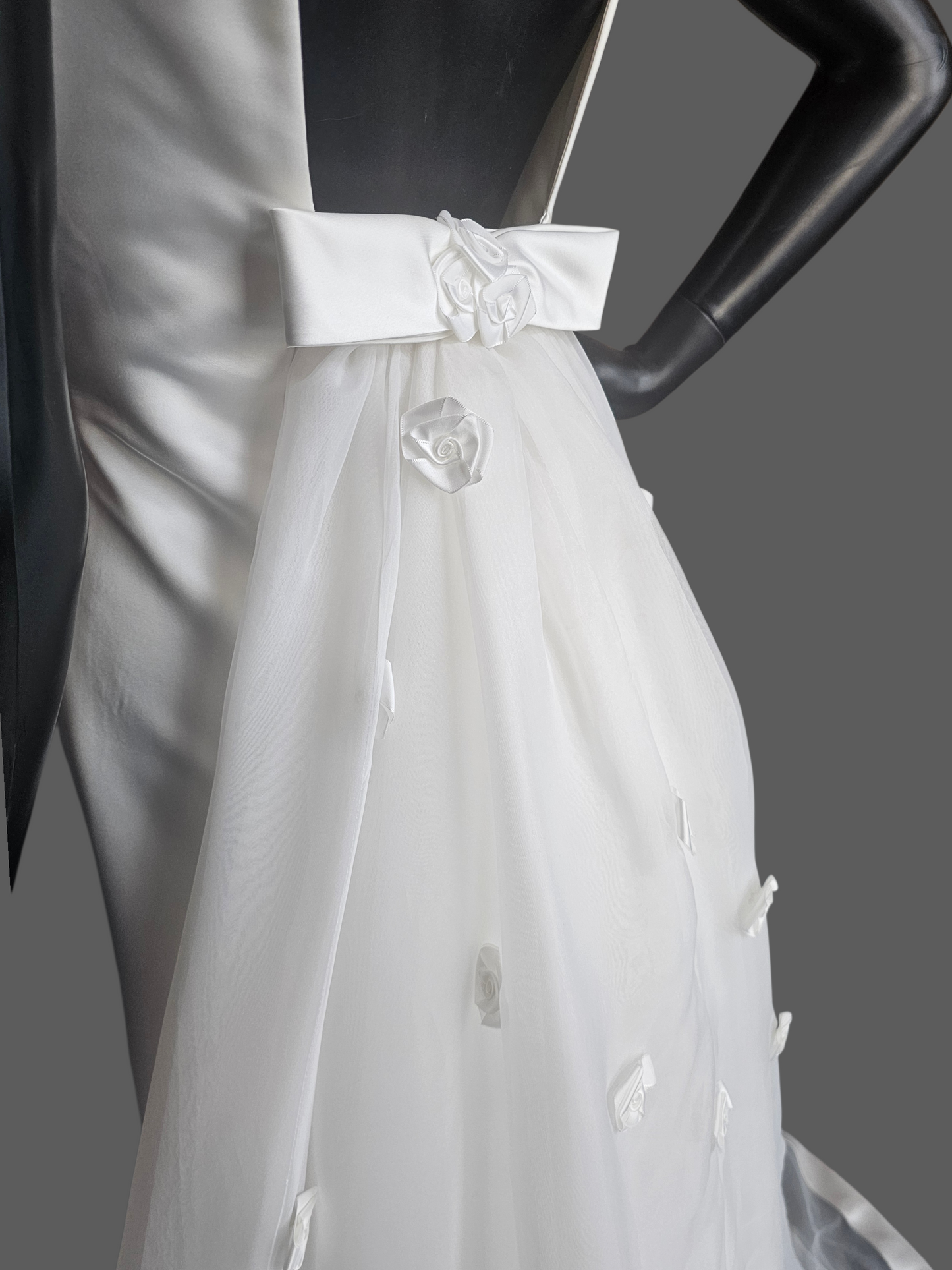 Vintage White Square Neck Detached Rose Train Wedding Gown - Galina