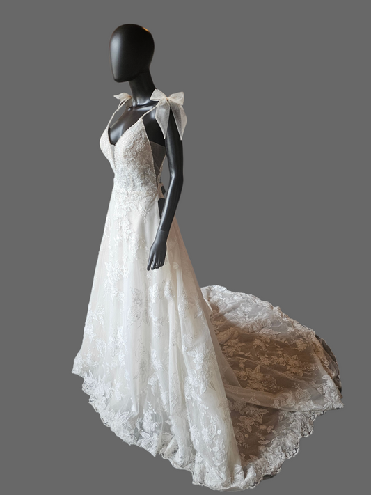 Honey 3D Floral Plunge Bow Shoulder Wedding Gown - Martin Thornburg