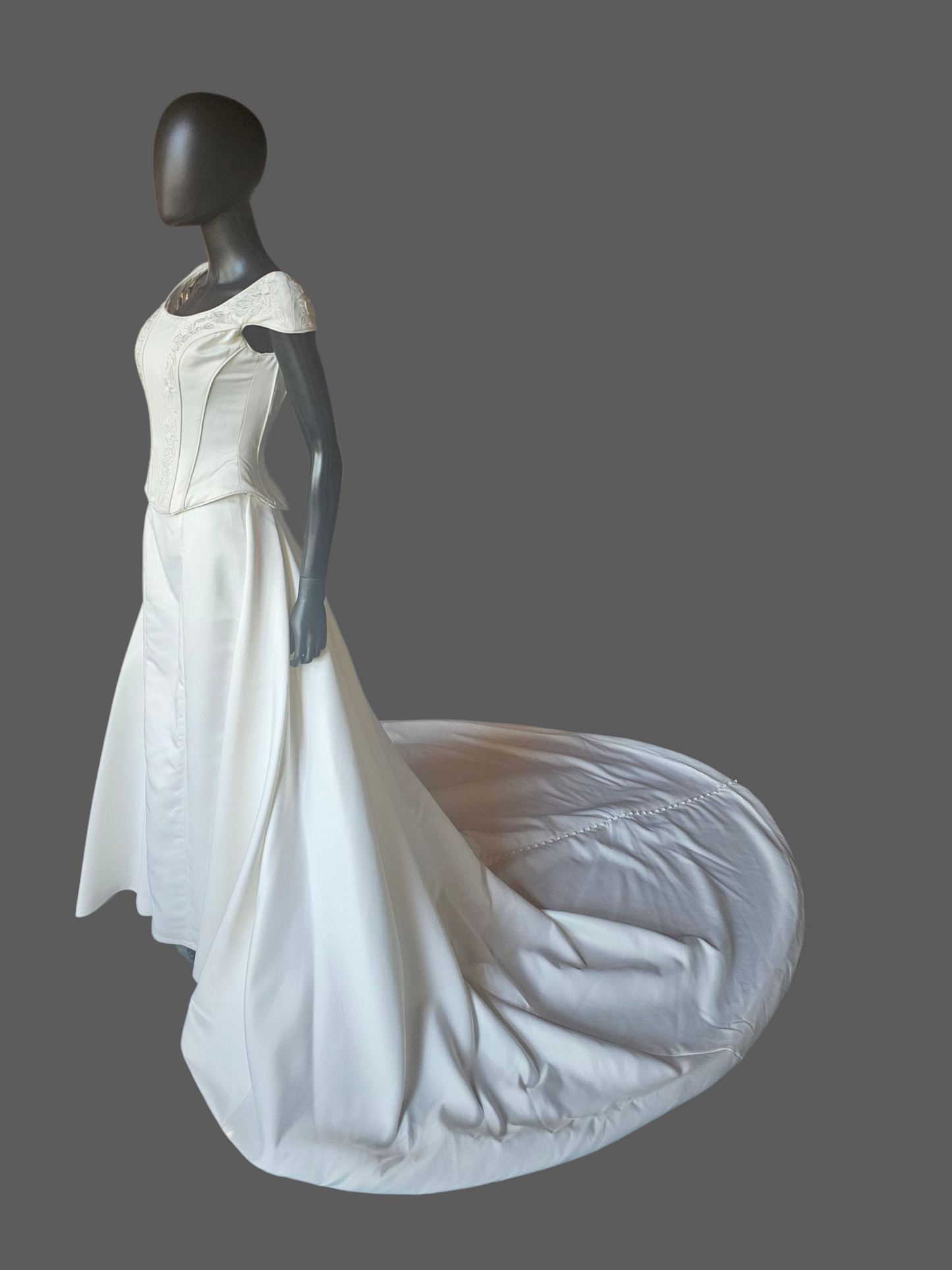 Fitted Cap Sleeve Basque Waist 3 Piece Wedding Gown - Detatchable Train