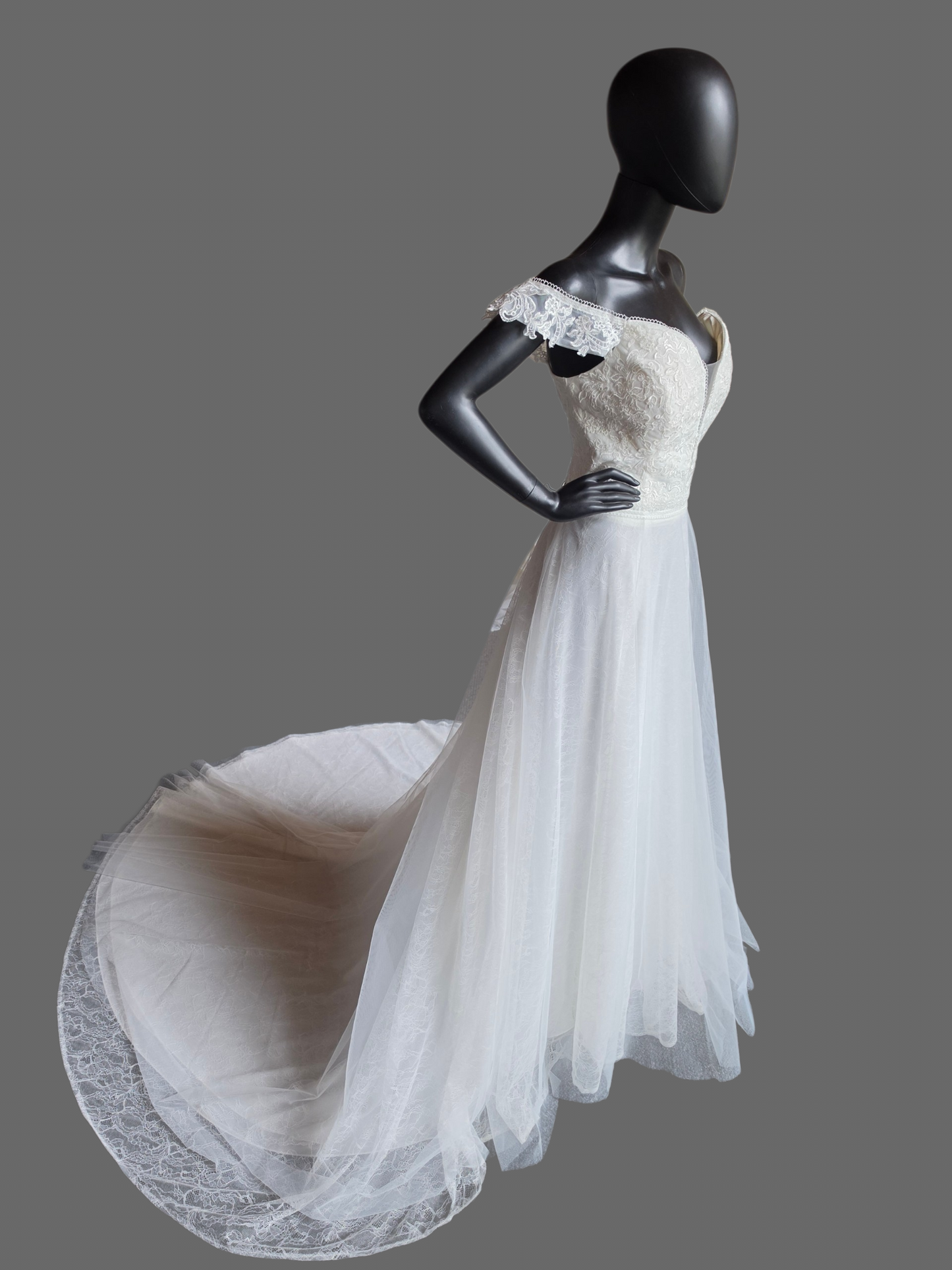 Ivory Lace Off Shoulder Plunge - Da Vinci