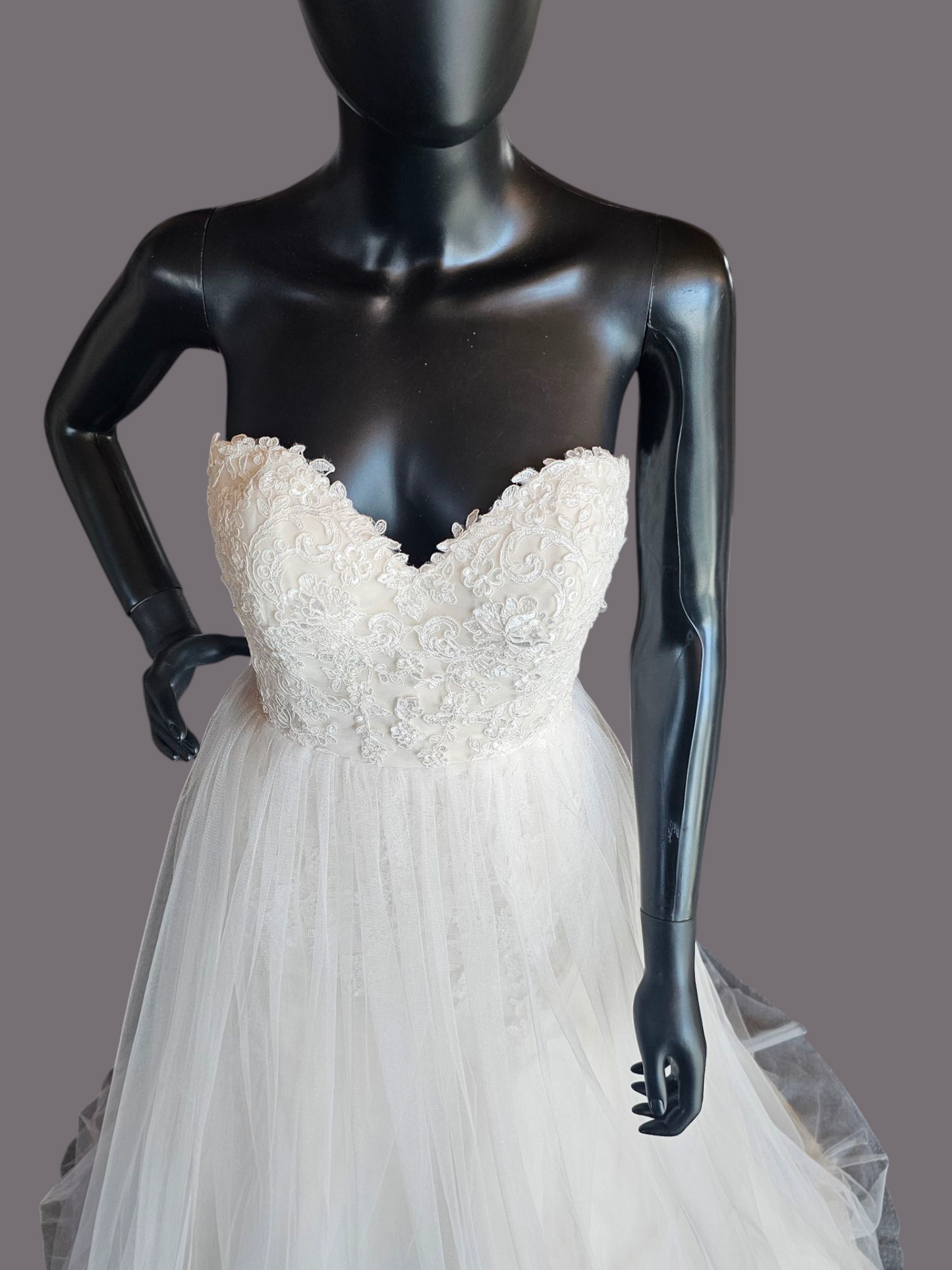 2-Tone Ivory Sweetheart Neckline A-Line Wedding Gown - Renewal