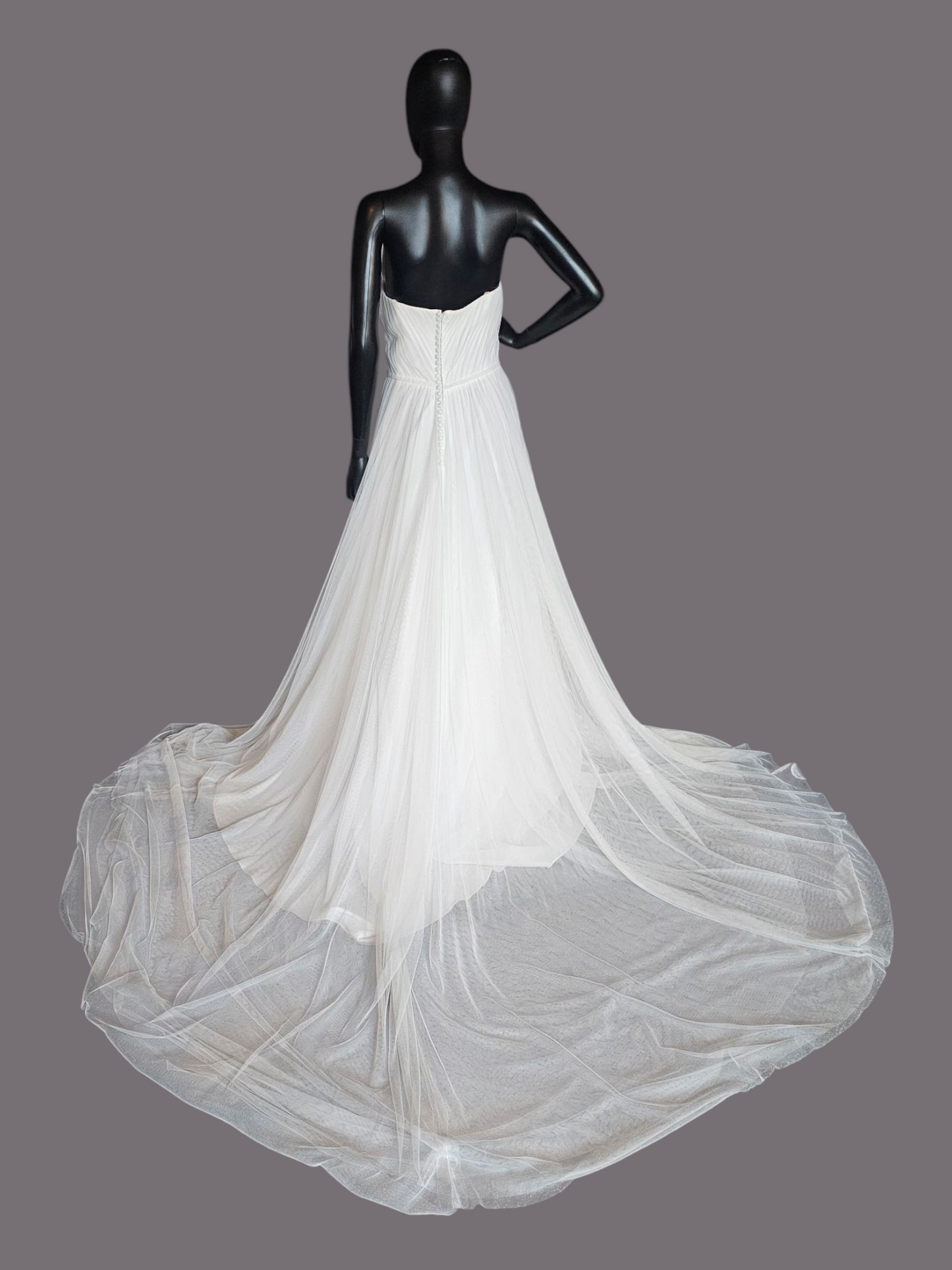 Sweetheart Plunge Detached Sleeve Ivory Netting Wedding Gown