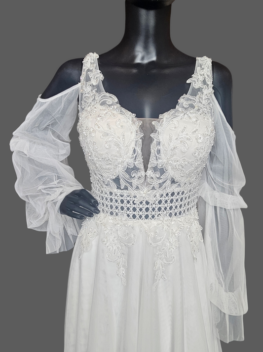 Ivory Boho V-Neck Cold Shoulder Lantern Sleeve Wedding Gown - Niobe - NWT