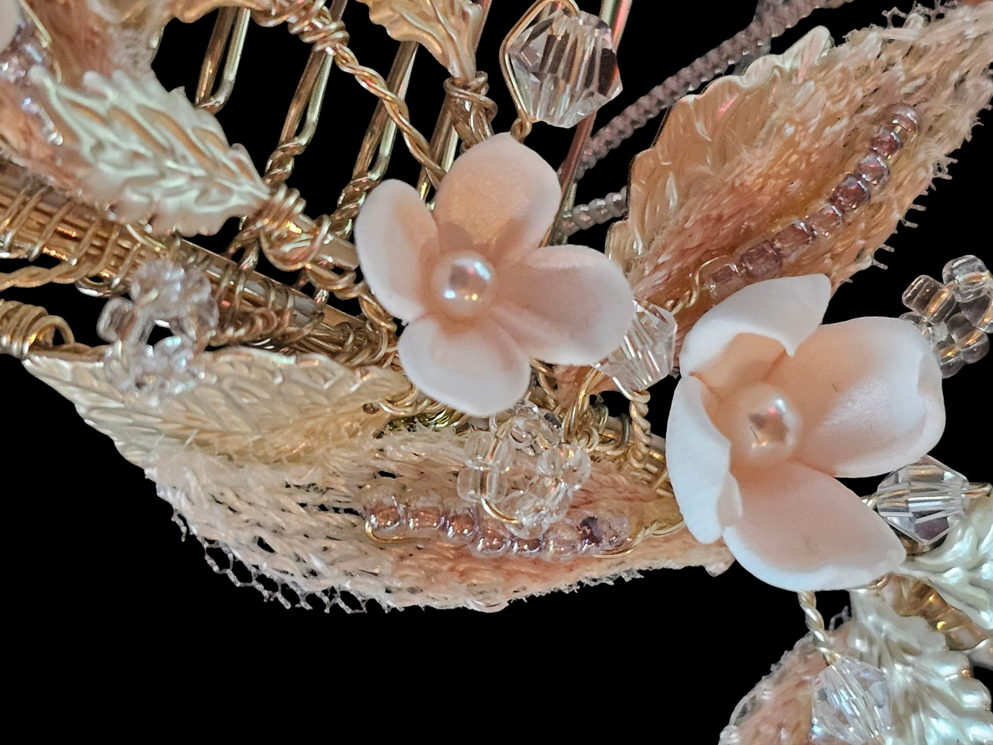 Clay Flower/Soft Gold Hair Comb - Marionat