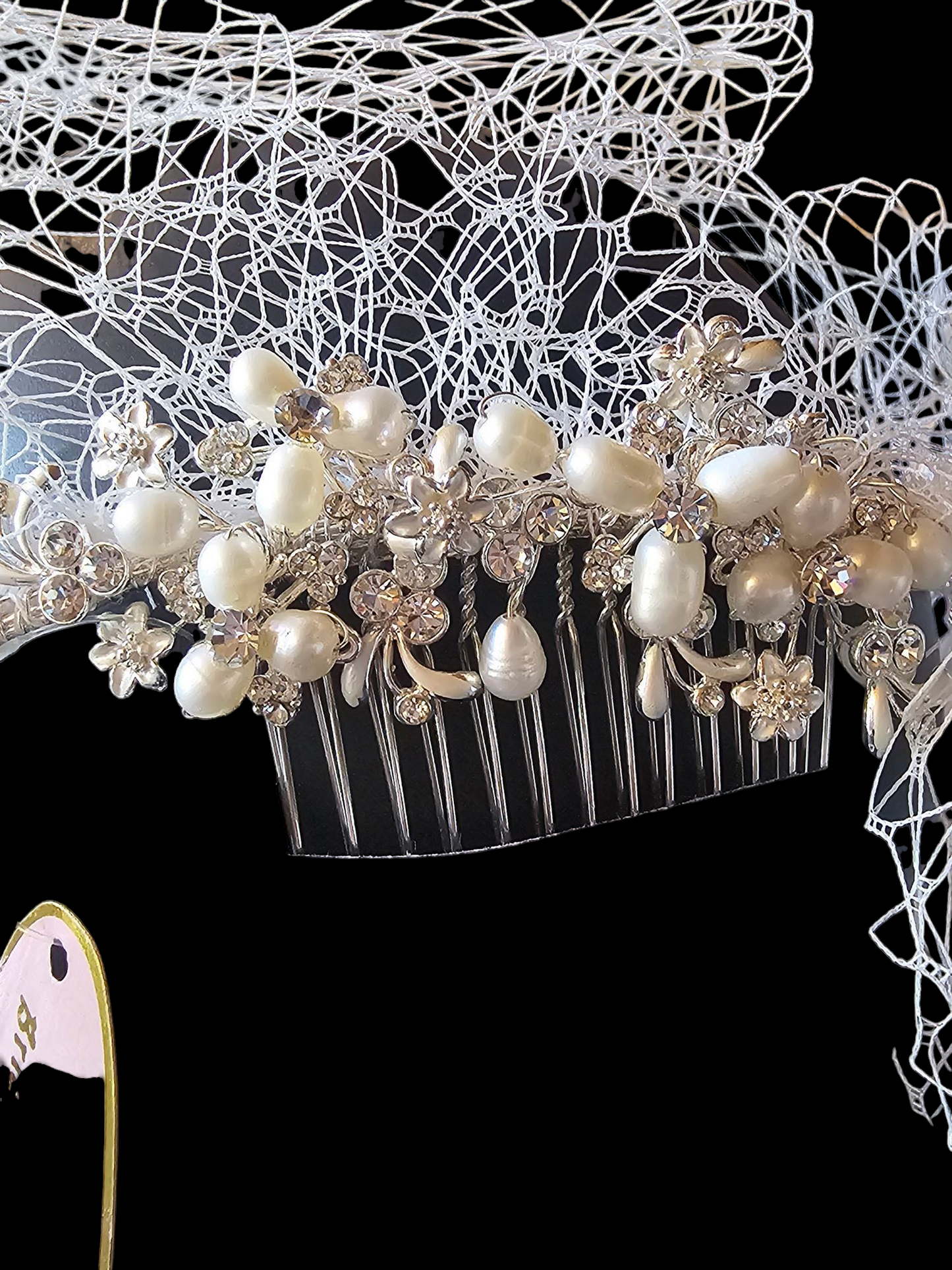 Silver Freshwater Pearl/Crystal Comb W/Net Facinator Veil