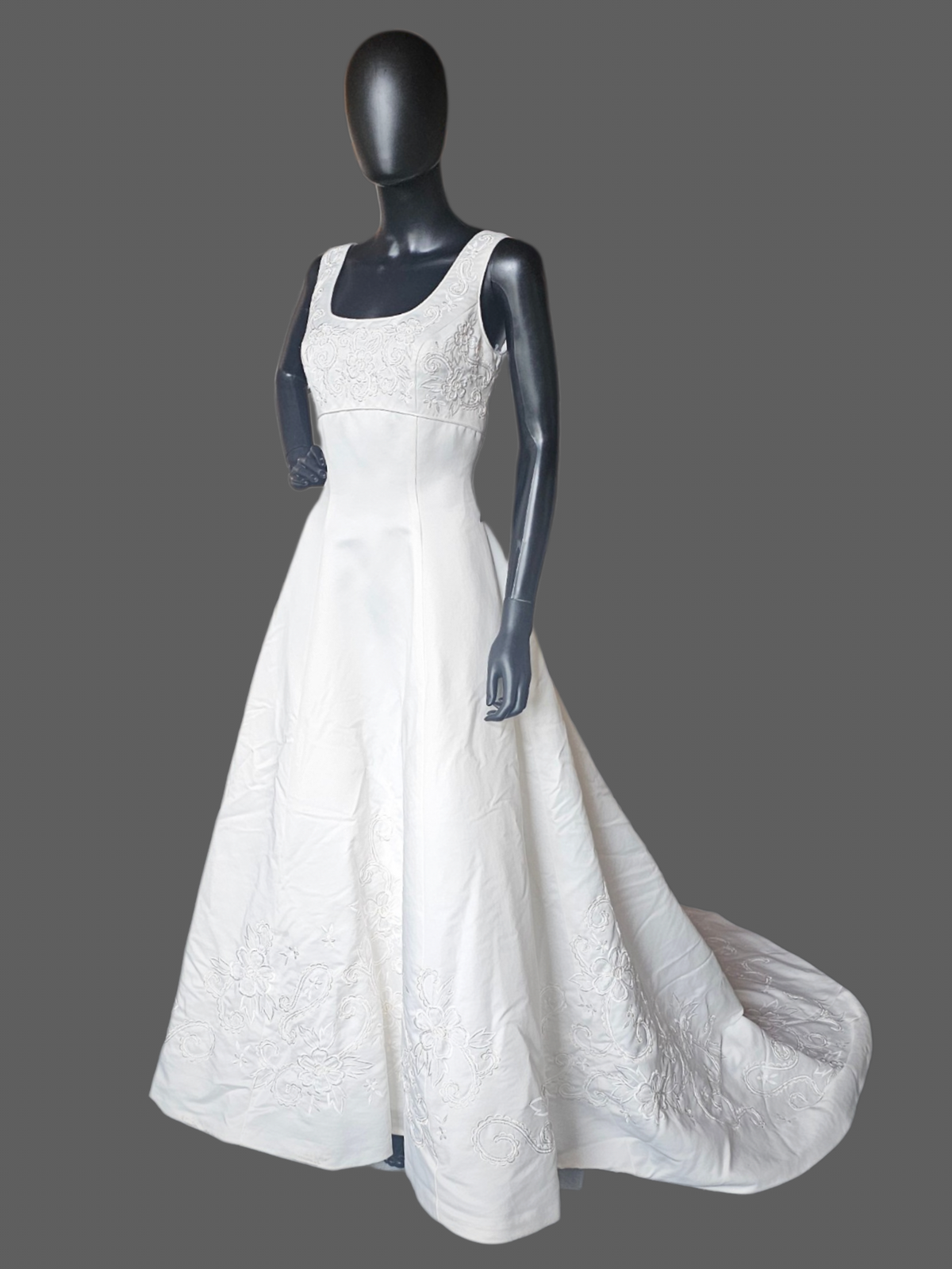 Vintage Ivory Satin Embroidered Scoop Neck Wedding Gown - Gloria Vanderbuilt