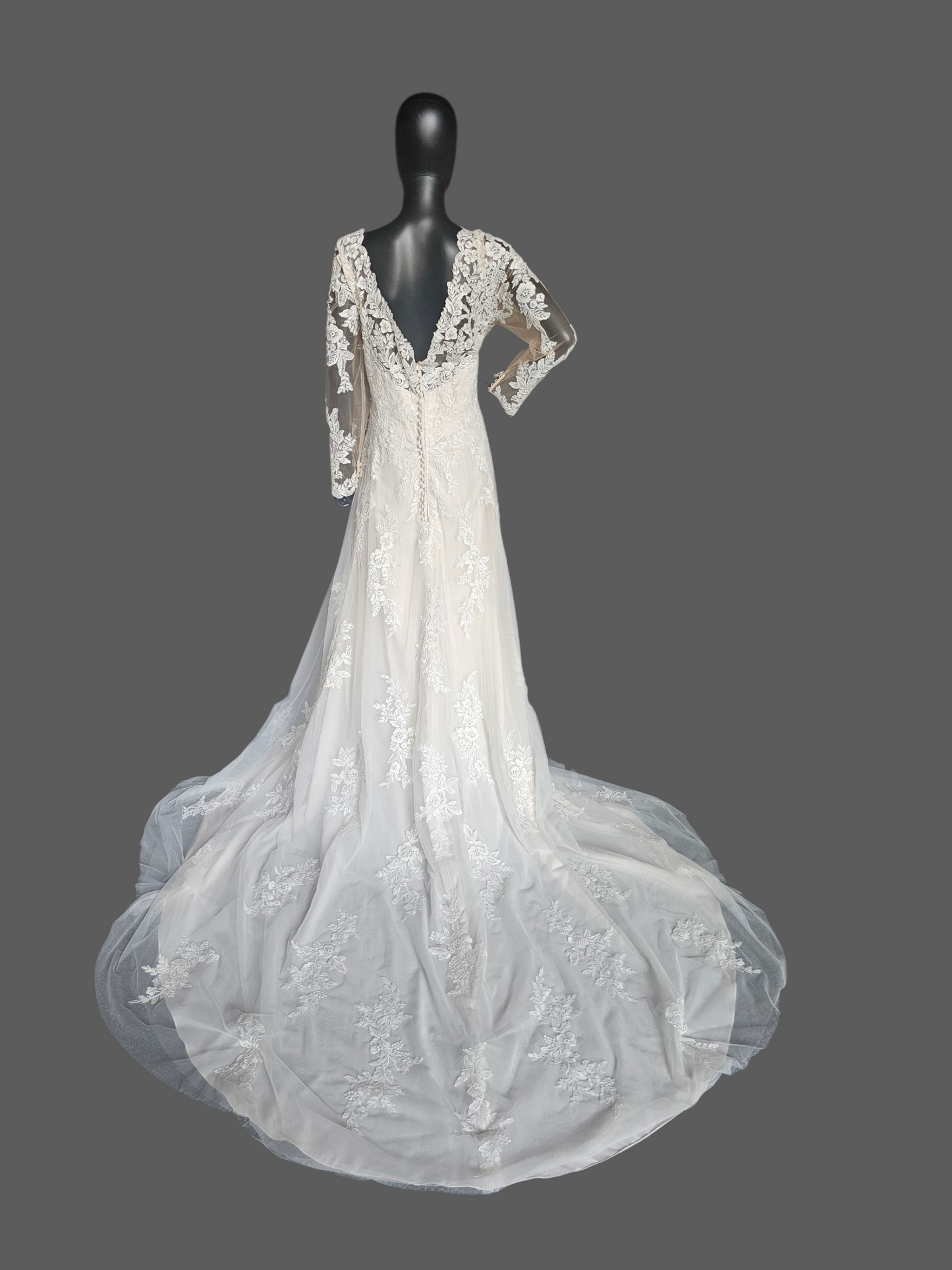 Blush/Ivory Floral Lace Long Sleeve Wedding Gown NWOT - Mori Lee