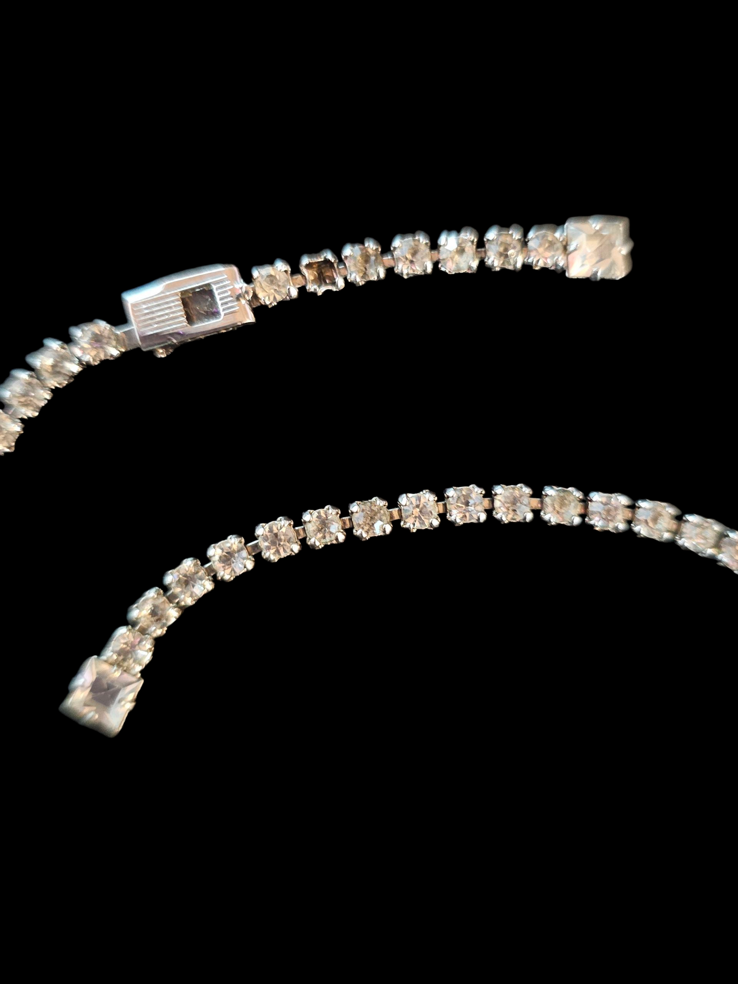 Vintage Rhinestone/Green Leaf Necklace