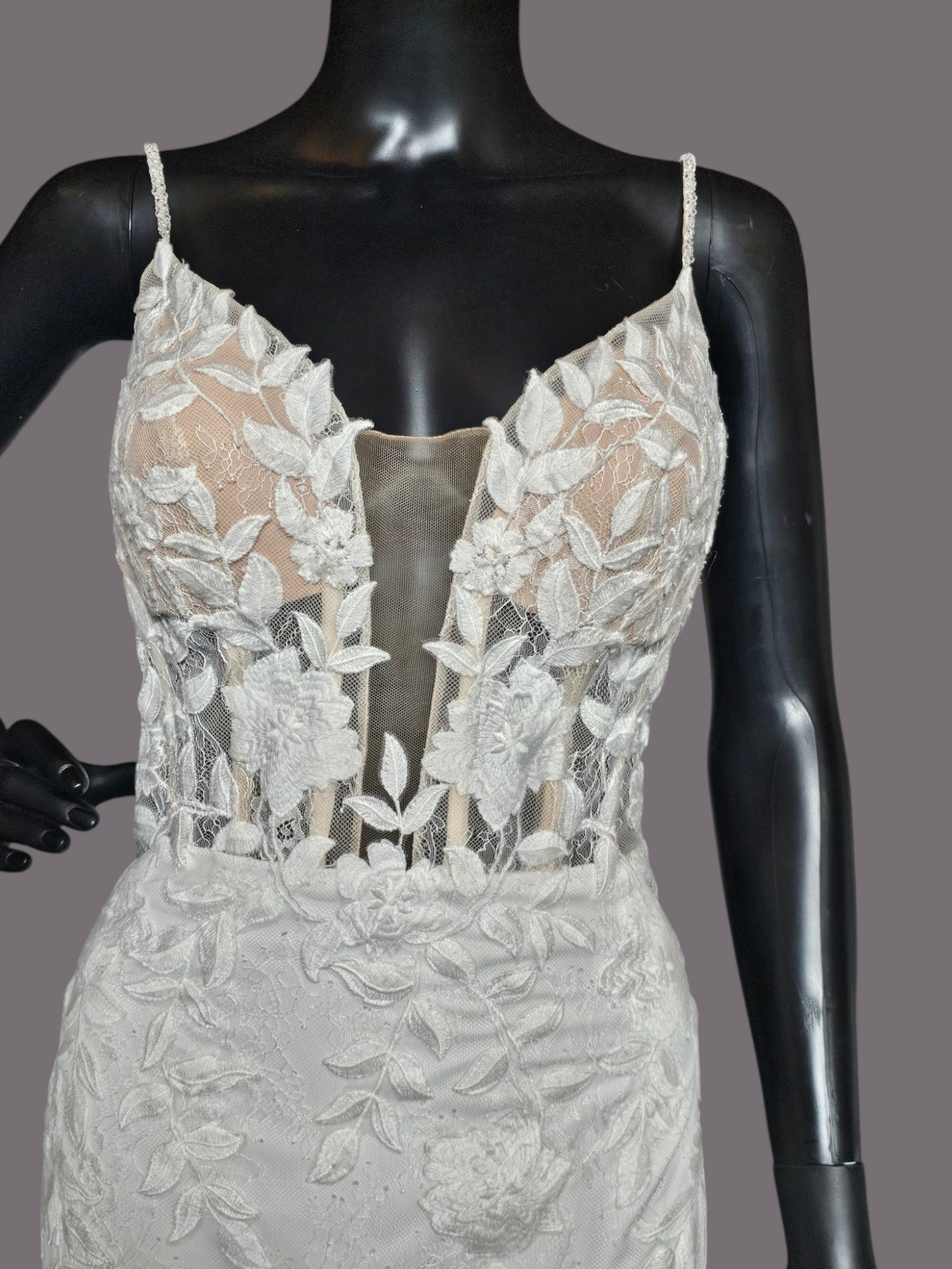 Ivory Lace Illusion Plunge Fitted - Brooklyn Grace