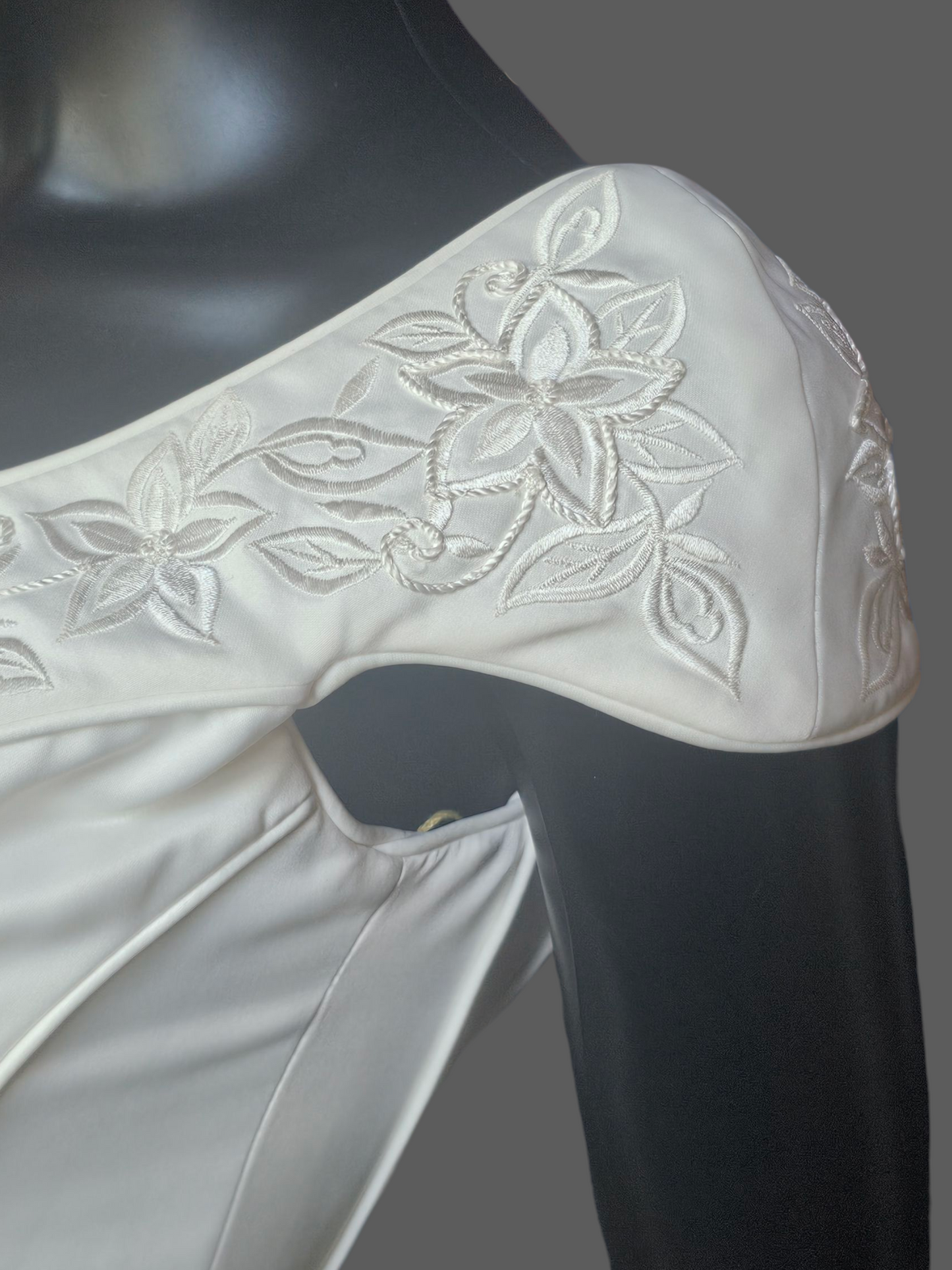 Fitted Cap Sleeve Basque Waist 3 Piece Wedding Gown - Detatchable Train