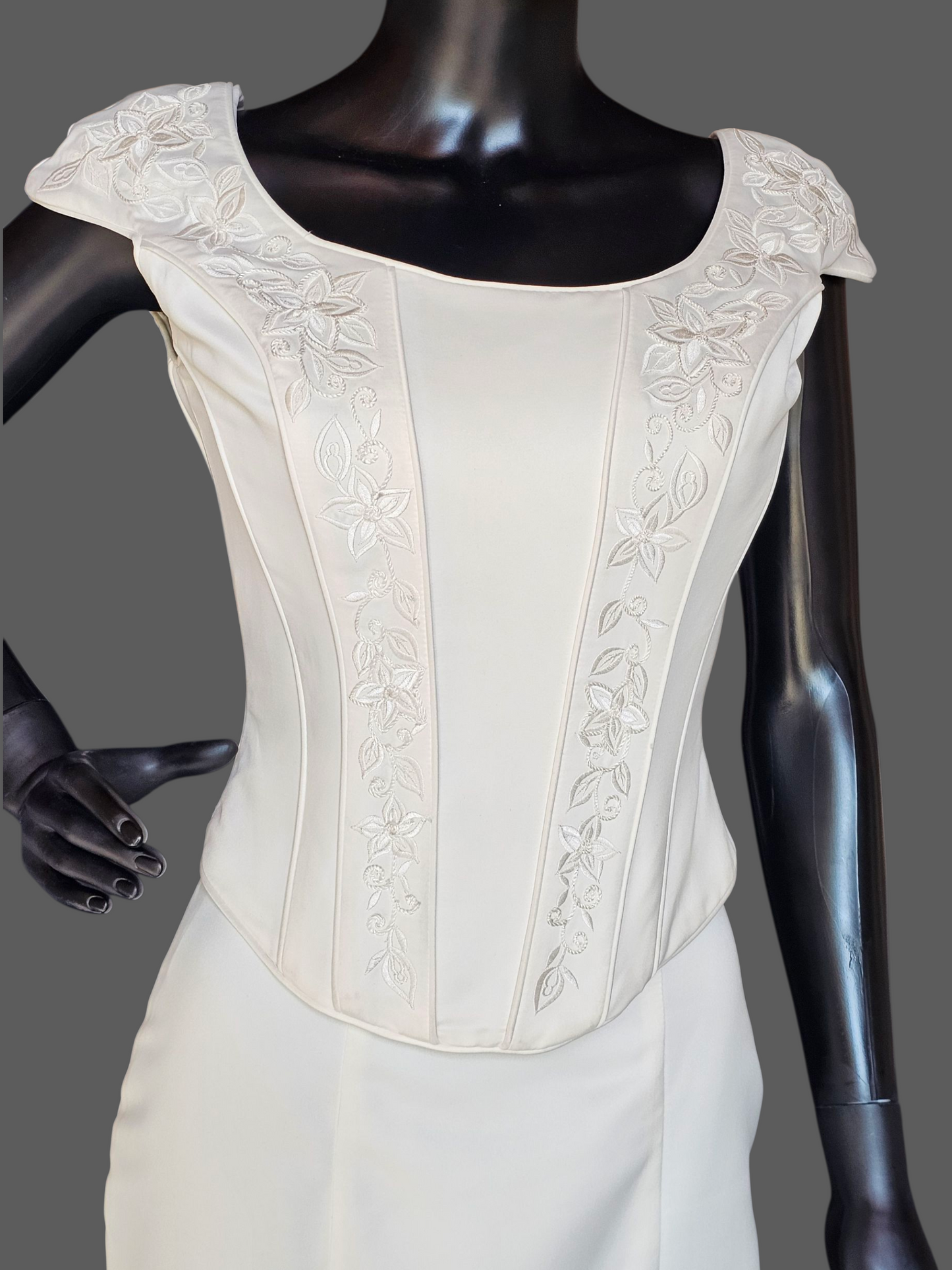 Fitted Cap Sleeve Basque Waist 3 Piece Wedding Gown - Detatchable Train