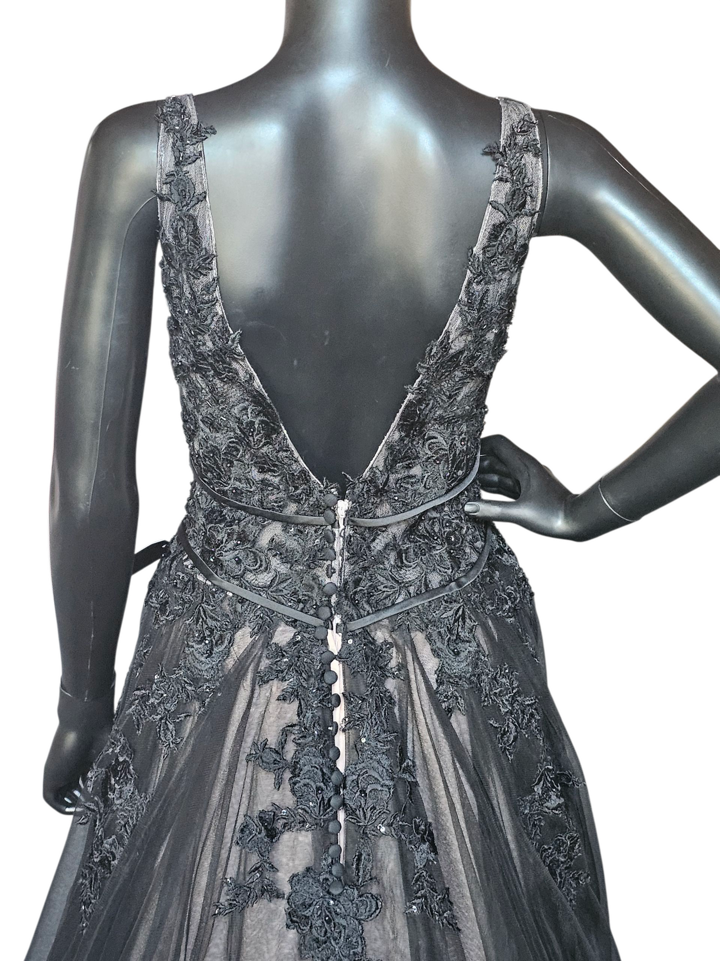 Black/Blush Plunge V-Neck A-line Wedding Gown NWOT - Mori Lee