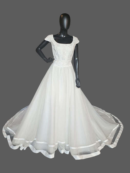 Vintage Ivory/Pink Embroidered Cap Sleeve A-Line Wedding Gown